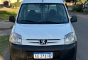 Utilitarios - Peugeot Partner 2016 Diesel 180000Km - En Venta