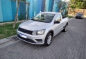 Utilitarios - Volkswagen SAVEIRO SAFETY C SIMPLE 2017 Nafta 102000Km - En Venta