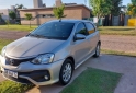 Autos - Toyota Etios XLS 2017 Nafta 99000Km - En Venta