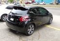 Autos - Peugeot 208 2014 Nafta 70000Km - En Venta