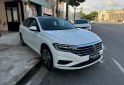 Autos - Volkswagen Vento 2019 Nafta 70000Km - En Venta