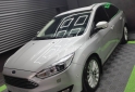 Autos - Ford Focus Titanium 2016 Nafta 88000Km - En Venta