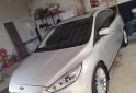 Autos - Ford Focus Titanium 2016 Nafta 88000Km - En Venta