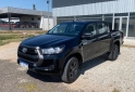 Camionetas - Toyota HILUX SR MT 2.4   4X2 2023 Diesel 350Km - En Venta