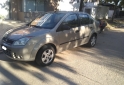 Autos - Ford Fiesta Max 2009 Nafta 205000Km - En Venta