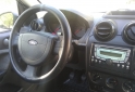 Autos - Ford Fiesta Max 2009 Nafta 205000Km - En Venta