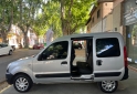 Utilitarios - Renault Kangoo 5 asientos 2014 Nafta 115000Km - En Venta