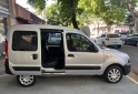 Utilitarios - Renault Kangoo 5 asientos 2014 Nafta 115000Km - En Venta