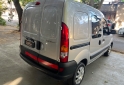 Utilitarios - Renault Kangoo 5 asientos 2014 Nafta 115000Km - En Venta