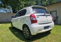 Autos - Toyota Etios Platinum 5P 2016 Nafta 62000Km - En Venta