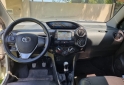 Autos - Toyota Etios Platinum 5P 2016 Nafta 62000Km - En Venta