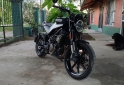 Motos - Husqvarna Svartpilen 200 2022 Nafta 9400Km - En Venta