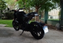 Motos - Husqvarna Svartpilen 200 2022 Nafta 9400Km - En Venta