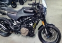 Motos - Husqvarna Svartpilen 401 2023 Nafta 1400Km - En Venta