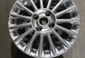 Accesorios para Autos - Llantas 16" Ford Fiesta Kinetic Originales Muy buenas $360.000. NO BAJO PRECIO - En Venta