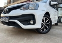 Autos - Toyota Etios 2019 Nafta 90000Km - En Venta