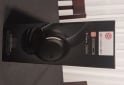 Electrnica - Auriculares  JBL Tour One - En Venta