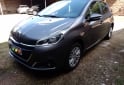 Autos - Peugeot 208 1.5 Touchscren 2016 Nafta 95000Km - En Venta