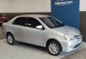 Autos - Toyota ETIOS XLS 2015 Nafta 89000Km - En Venta