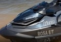 Embarcaciones - Moto de agua Sea Doo Rxt X Rs  con 4hs. 2023 - En Venta