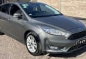 Autos - Ford SE tapizado cuero 2017 Nafta 100000Km - En Venta