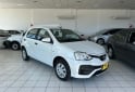 Autos - Toyota Etios X 2023 Nafta 0Km - En Venta