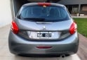 Autos - Peugeot 208 2014 Nafta 100000Km - En Venta