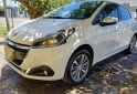 Autos - Peugeot 208 2017 Nafta 72000Km - En Venta