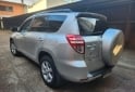 Camionetas - Toyota RAV 4 2010 Nafta 244000Km - En Venta