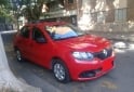 Autos - Renault Logan 2014 Nafta 300000Km - En Venta