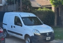 Utilitarios - Renault Kangoo 2015 GNC 150000Km - En Venta