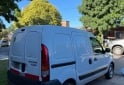 Utilitarios - Renault Kangoo 2015 GNC 150000Km - En Venta