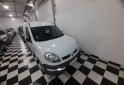 Utilitarios - Renault Kangoo 2012 GNC 138000Km - En Venta