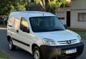 Utilitarios - Peugeot Partner 2016 Diesel 180000Km - En Venta