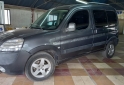 Utilitarios - Peugeot Partner Patagonica 1.6 VT 2015 Diesel 135000Km - En Venta