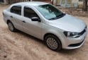 Autos - Volkswagen Voyage 1.6 confortline 2014 GNC 215000Km - En Venta