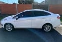 Autos - Ford FIESTA KD TITANIUM 2016 Nafta 103000Km - En Venta