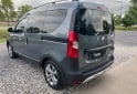 Utilitarios - Renault Kangoo II Stepway 1.6 2022 Nafta 7000Km - En Venta