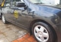 Autos - Renault Logan 2019 GNC 300000Km - En Venta