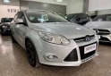 Autos - Ford Focus Titanium 5P 2014 Nafta 140000Km - En Venta