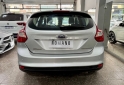 Autos - Ford Focus Titanium 5P 2014 Nafta 140000Km - En Venta