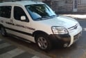 Utilitarios - Peugeot Partner 2014 Diesel 93000Km - En Venta