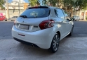 Autos - Peugeot 208 2017 Nafta 98130Km - En Venta