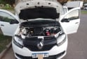 Autos - Renault Expresion full 2017 GNC 102400Km - En Venta