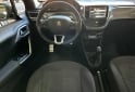 Autos - Peugeot 208 2014 Nafta 89000Km - En Venta