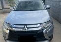 Camionetas - Mitsubishi Outlander 2.4 GLS AWD 2017 Nafta 90000Km - En Venta