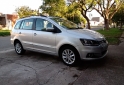 Autos - Volkswagen Suran 2015 Nafta 88000Km - En Venta