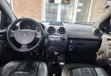 Autos - Ford Fiesta Max 1.6 4 ptas 2011 GNC 170000Km - En Venta