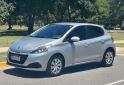 Autos - Peugeot 208 2017 Nafta 76000Km - En Venta