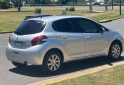 Autos - Peugeot 208 2017 Nafta 76000Km - En Venta